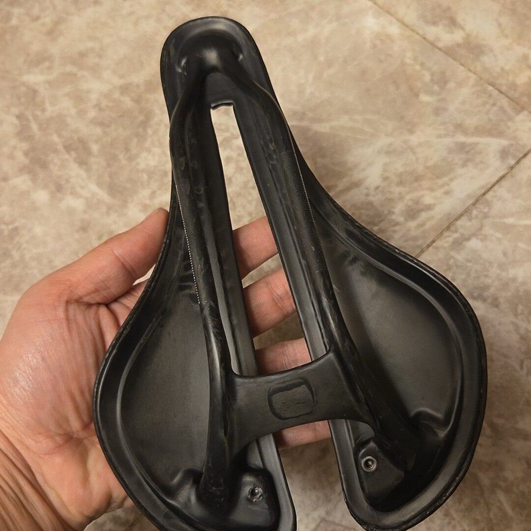 Selim Paveway para Bicicleta de Estrada Impresso em 3D | Assento de Corrida com Trilho de Carbono Ultraleve
