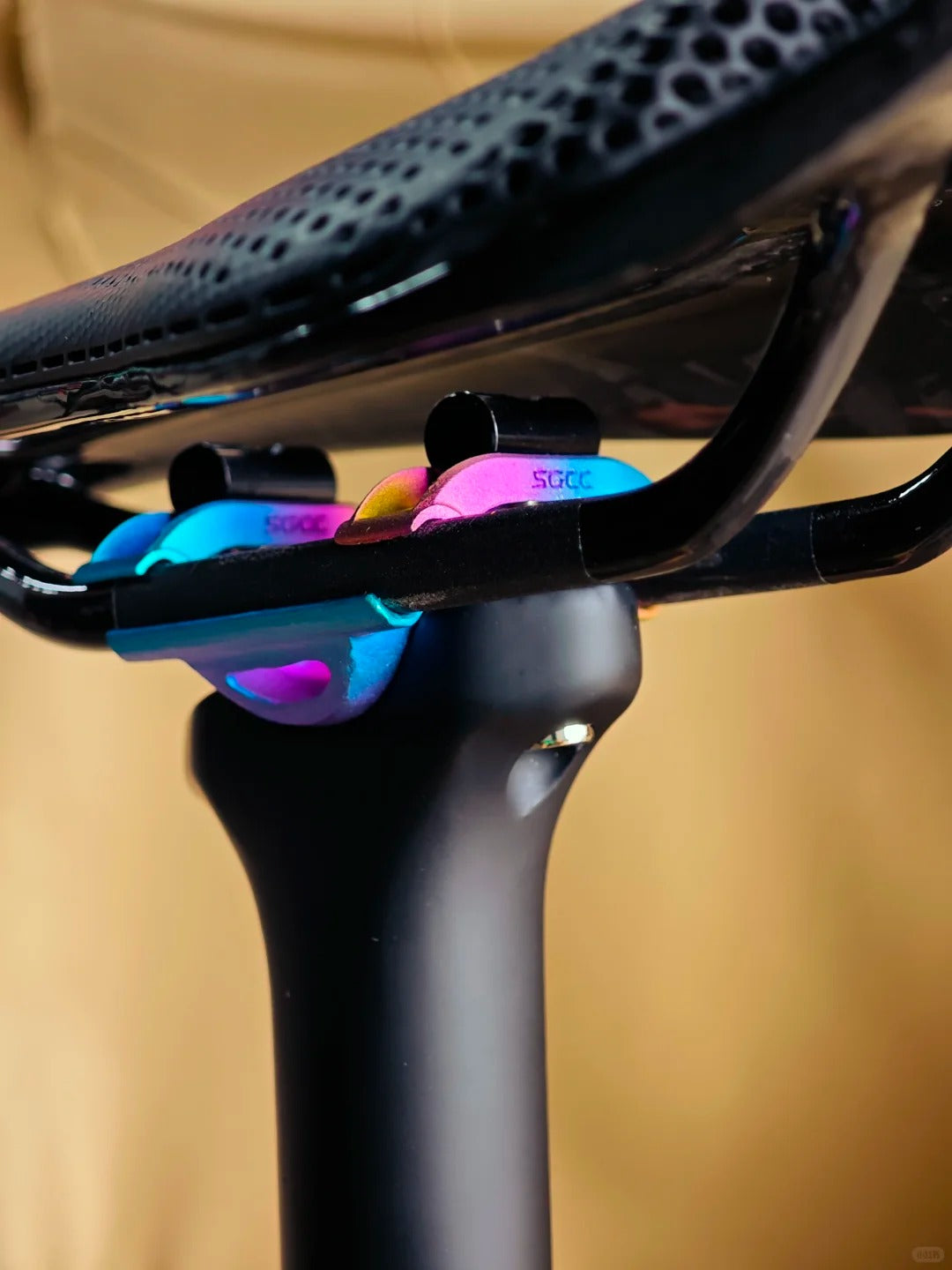 Quick Titanium Saddle Clamp Kit|22g ультралегкий|Совместим с Quick Pro и всеми моделями Quick|Несколько цветов