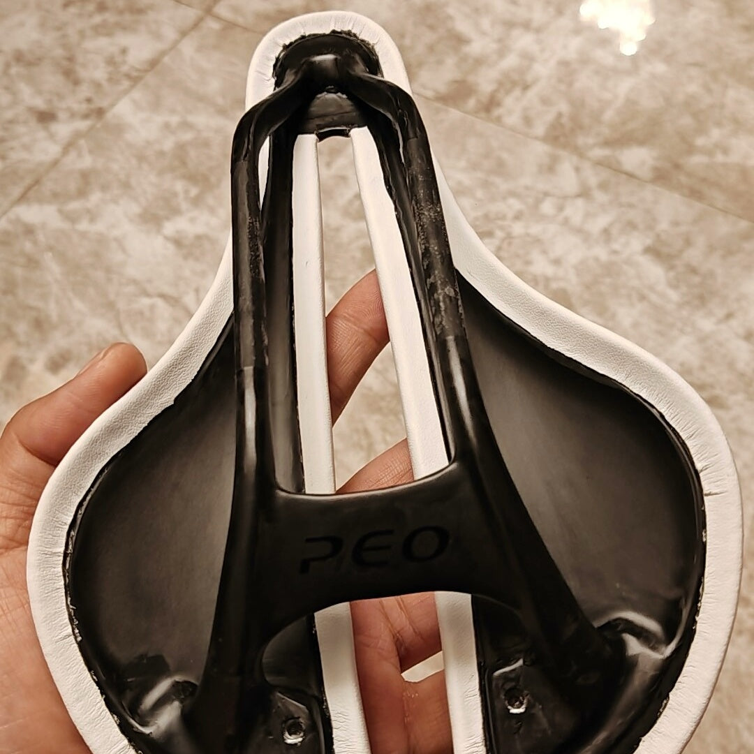 PAVEWAY Aeolus RSL Inspired Full Carbon Racing Saddle | Ultra-Light 140g Road Bike Saddle