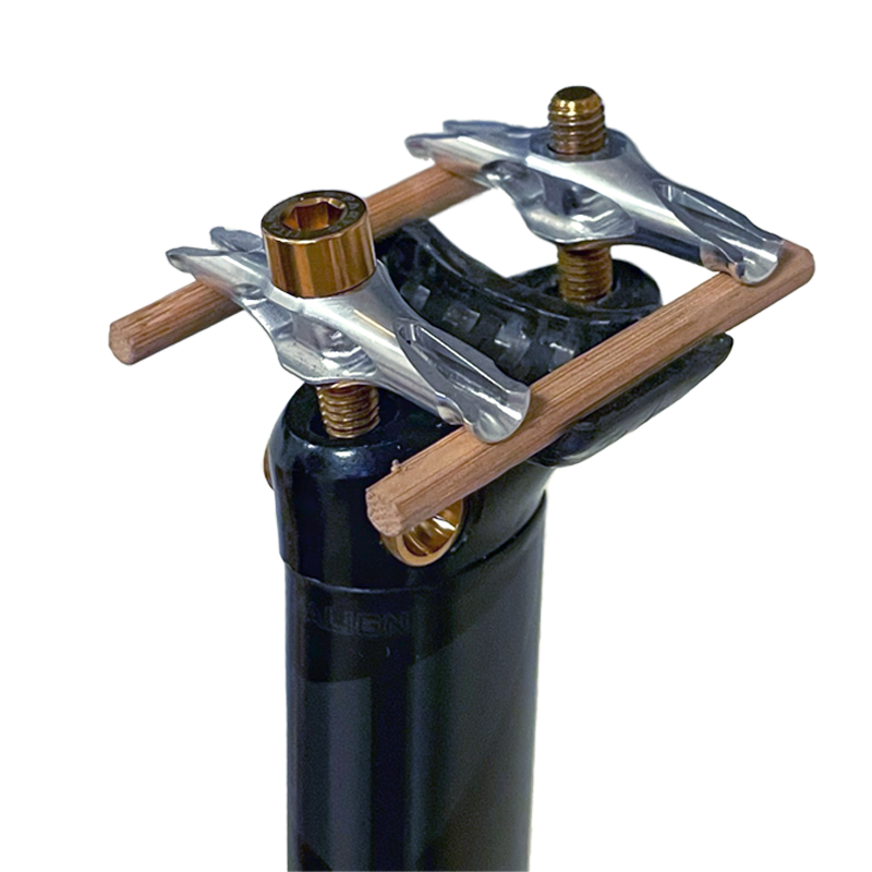 Kit de Abraçadeira Dividida Ultra-Leve para GIANT TCR / Propel / Defy – Base de Carbono + Trilhos de Ti ou Alumínio